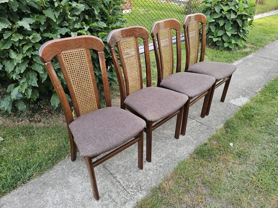 Крісло дерев'яне