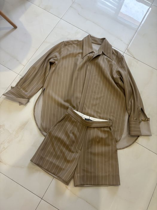 Костюм з шортами та піджаком S