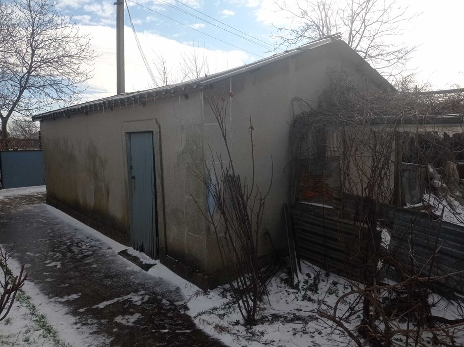 Продаю каменный дом в Яськах