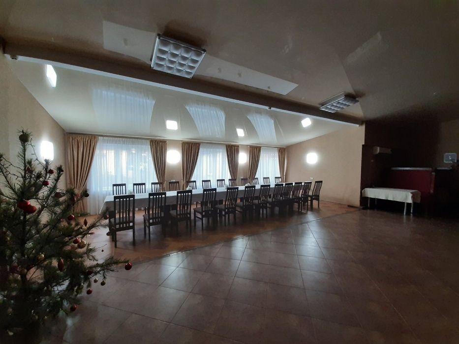 Готельно-ресторанний комплекс, Велика Окружна, фасад