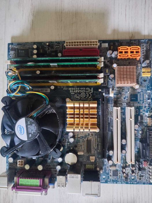 Продается  MSI H67MA-E35 (B3)