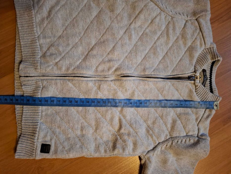 Sweterek szary Zara 104