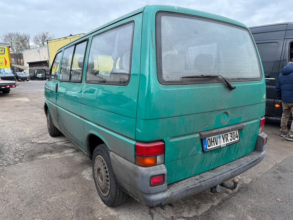 Multivan 2.5 102 konie