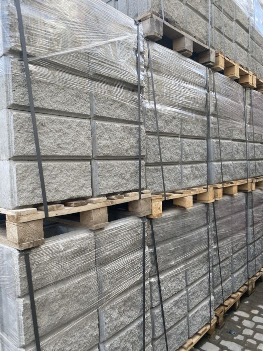 Блоки для паркану