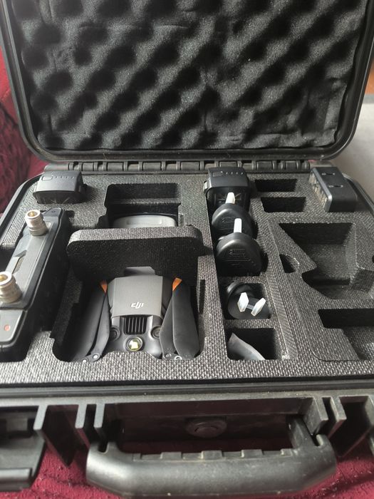 Продається DJI Mavic 3E у відмінному технічному та косметичному стані.