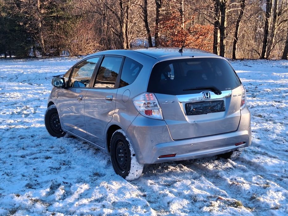 Honda Jazz Hybrid 1.3 Elegance – Unikalny Niski Przebieg 100 tyś km