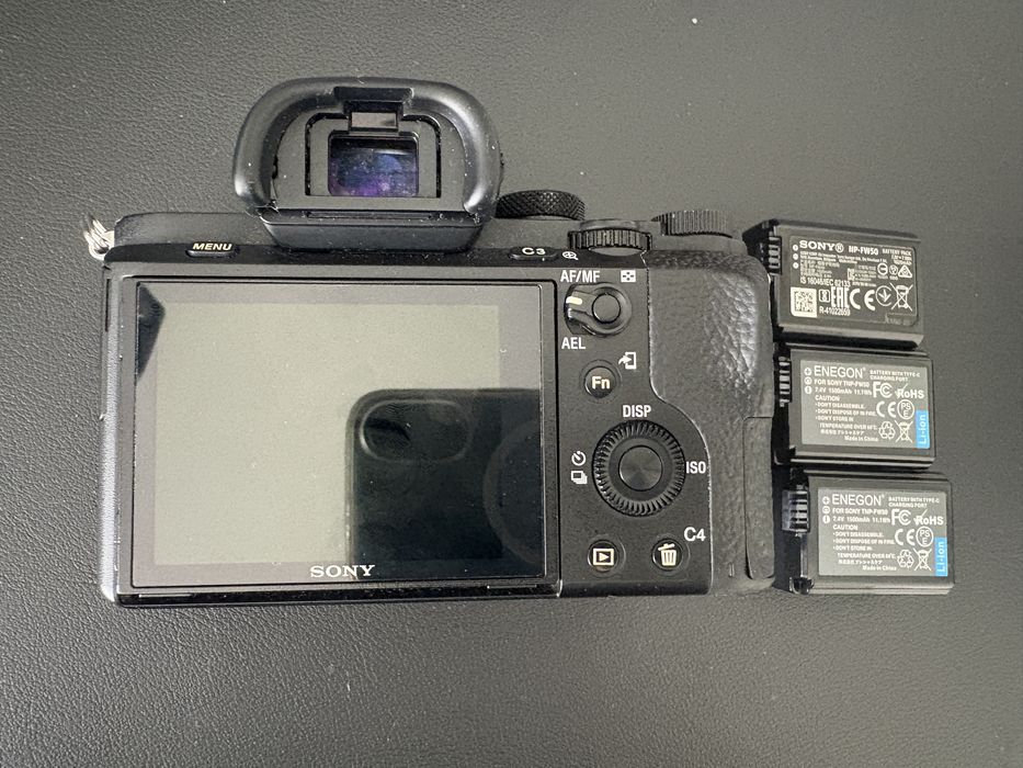 Mirrorless Sony a7ii usada