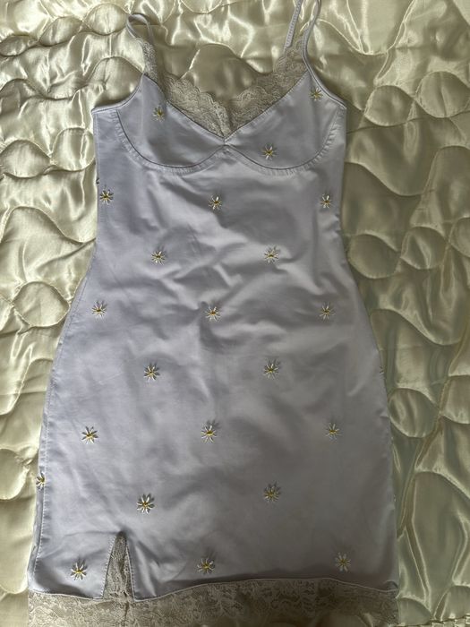 Vestido usado muito poucas vezes