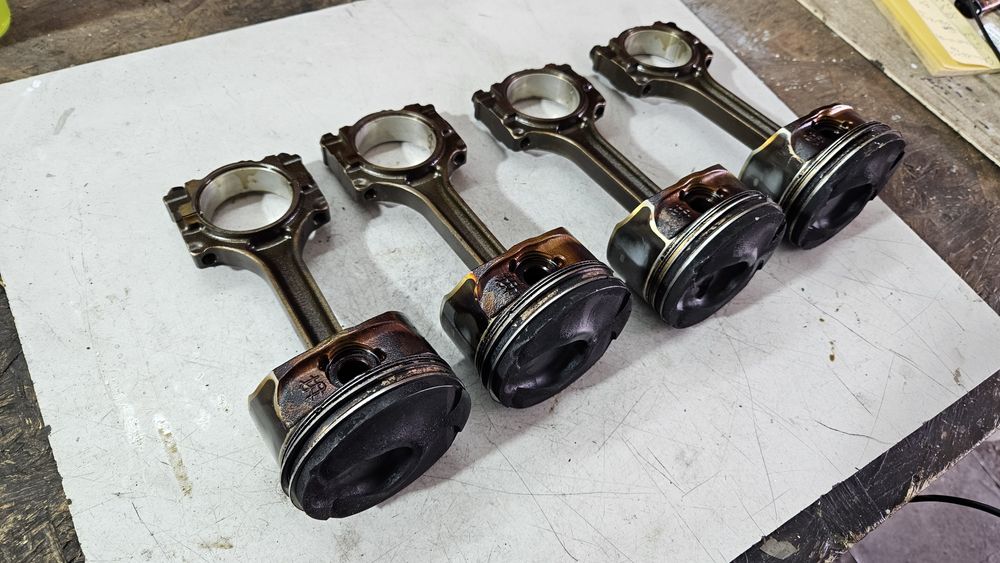 Tłoki korbowody A20NHT 2.0t 2.0 turbo 220km opel insignia a astra j IV