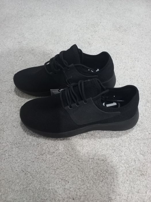 Sapatilhas pretas 41 homem