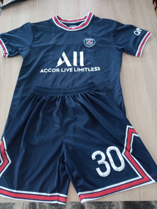 Strój piłkarski Messi Paris Saint Germain roz S