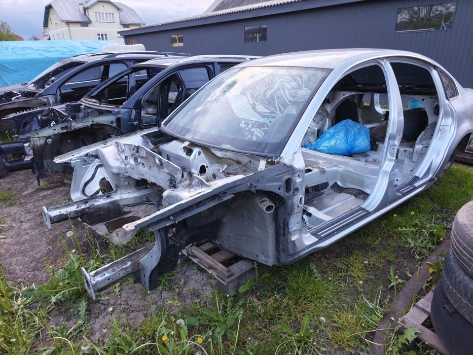 Чвертка, кузовні деталі Passat b5+ седан