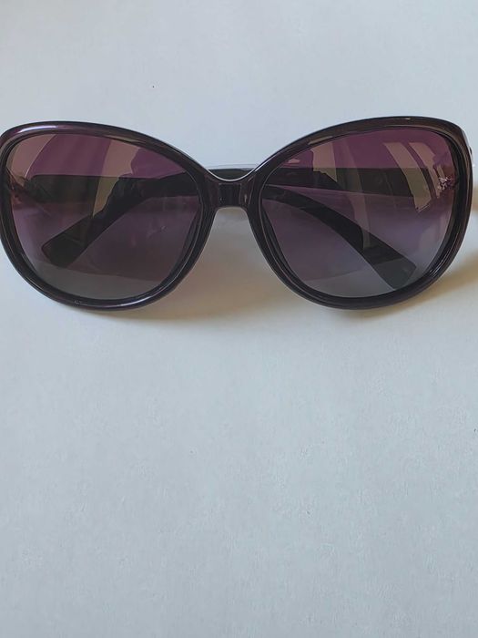 Okulary przeciwsłoneczne damskie fioletowe