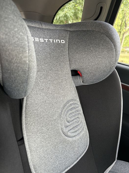 Автокрісло в гарному стані