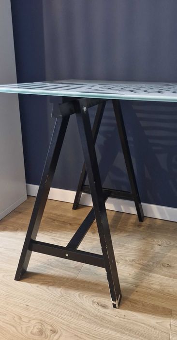 Biurko szklany blat Ikea