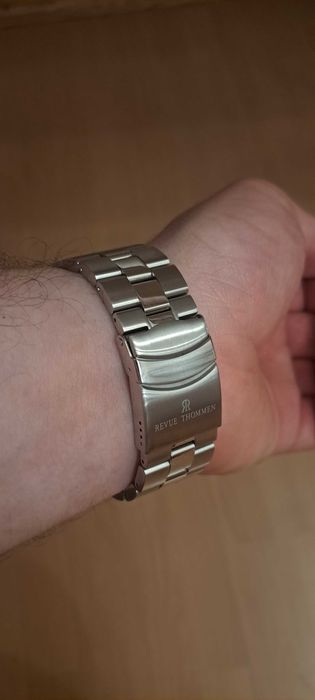 Revue Thommen diver swiss made Automatic