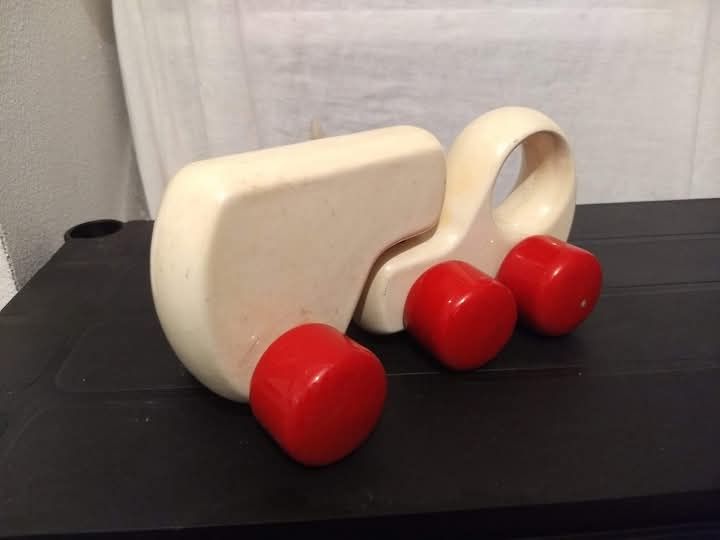 Brinquedo Português em madeira lacada anos 70