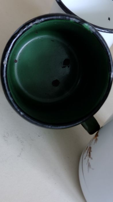 PRL Kubek kubki stara emalia zestaw