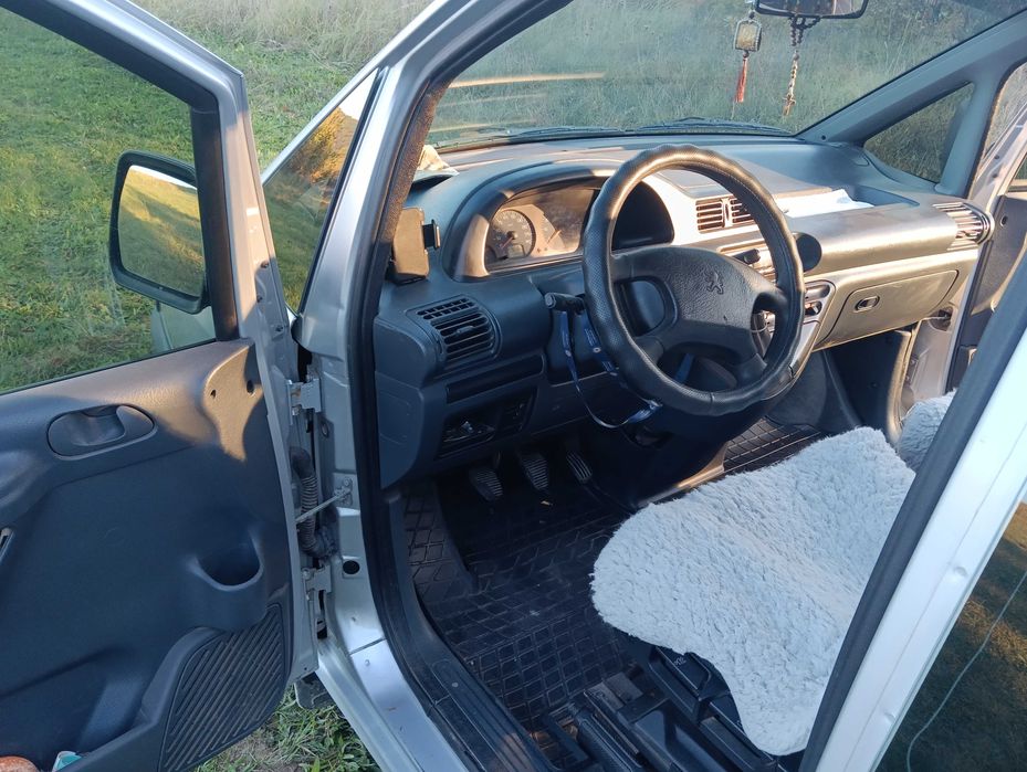 Пежо експерт 2000