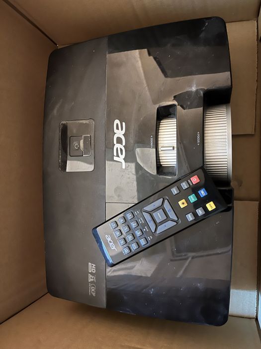 Projektor Acer P1387W dwx1305