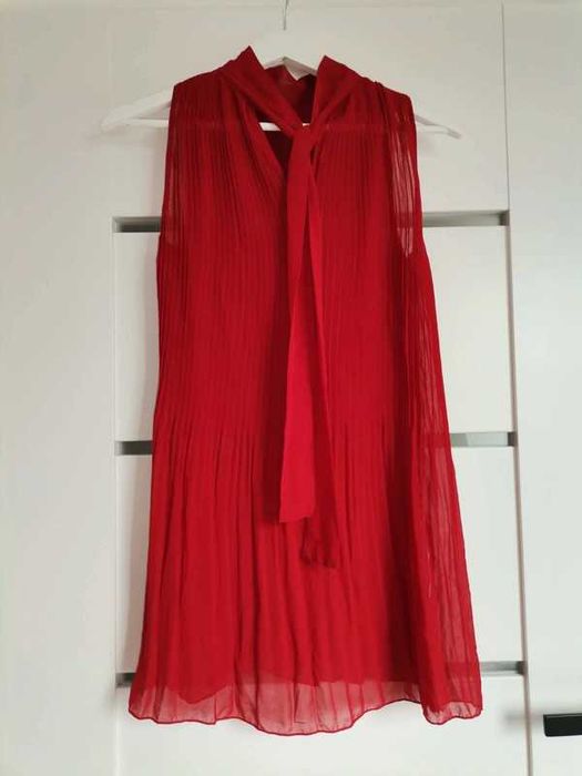 Sukienka_ZARA_czerwona_S_36