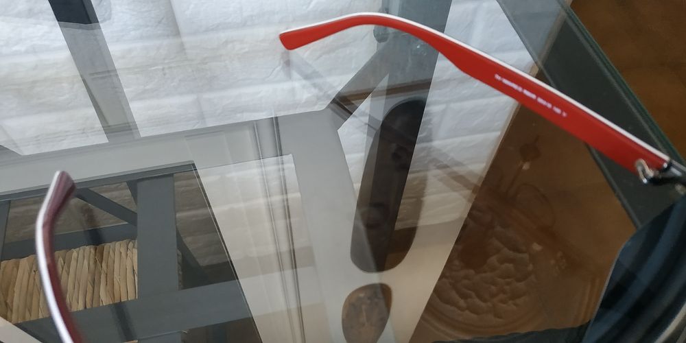 Vendo óculos de sol Tommy Hilfiger novos