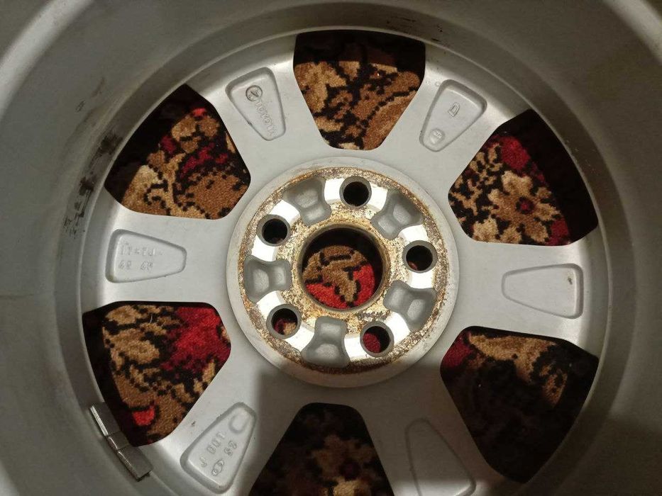 Диск Tayota оригинал не езженая с запаски