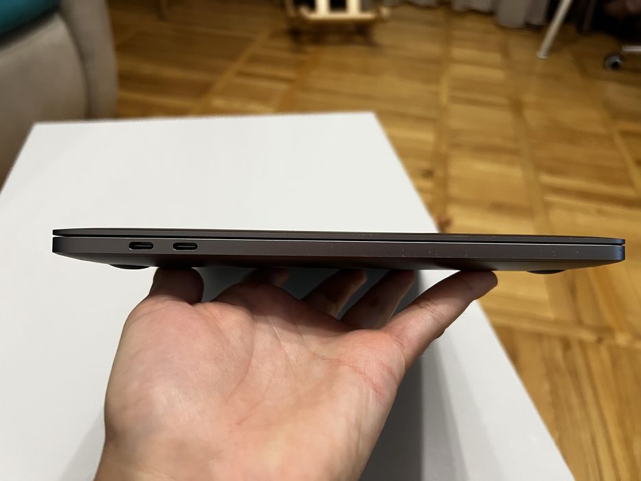 Macbook pro 13 m1 16/255