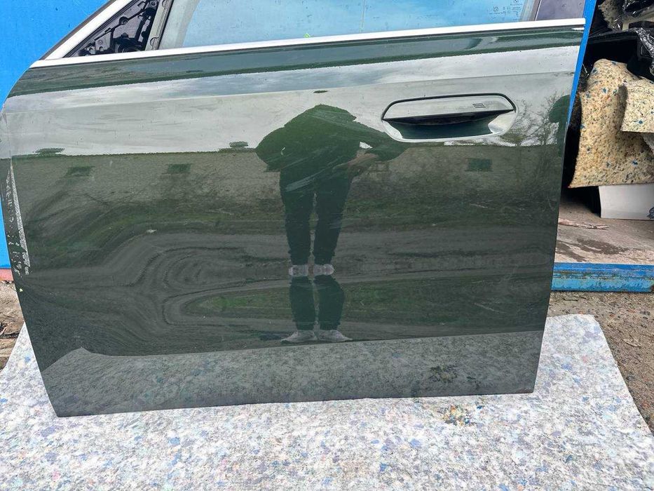 Дверь BMW X1 2025 U11 передня права задня права передня ліва задня ліва SANREMO GREEN METALLIC (C4E)