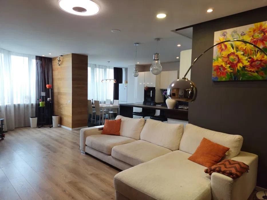 Продам 3 к. квартиру 110 кв.м. ЖК Едем, вул. Чубинського м. Бровари DM