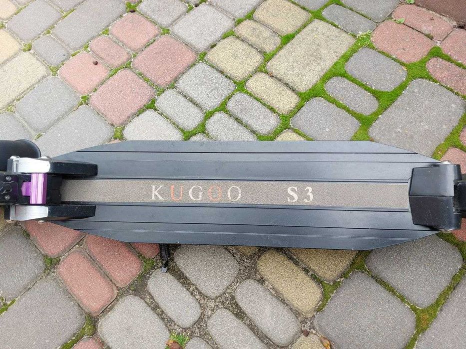 Електросамокат Kugo s3