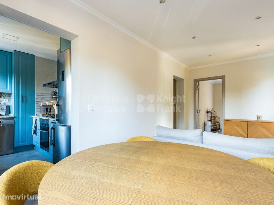 Apartamento T2+1 para arrendamento mobilado na Encarnação