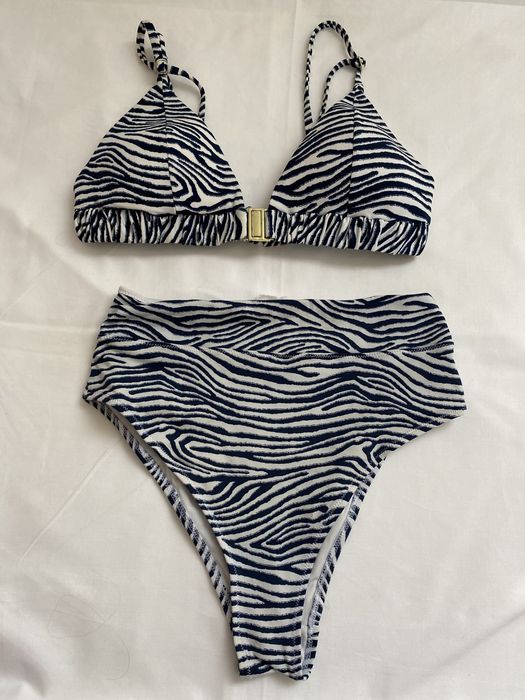 Fatos de banho e biquínis