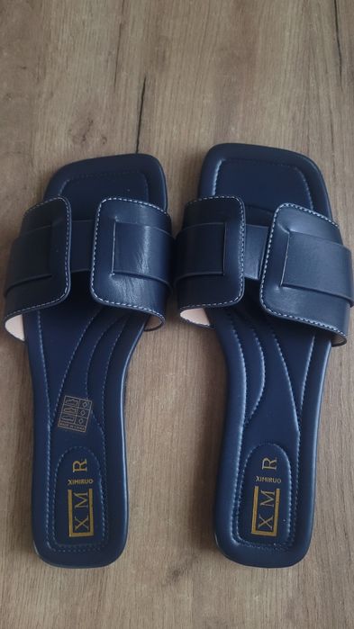 Klapki granatowe nowe rozm.42