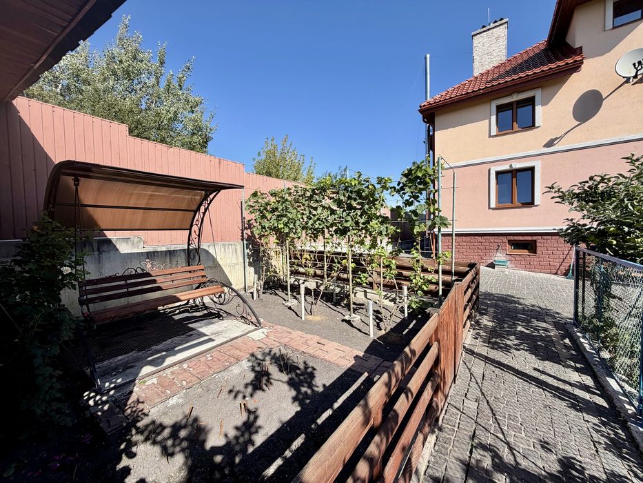 Будинок преміумкласу в Малехові | 271,7 м² | Ділянка 10 сотих