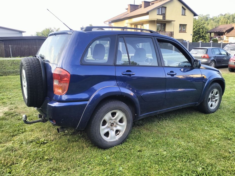 Toyota RAV4 2.0 d4d 4x4 sprawna do jazdy 12900zl.