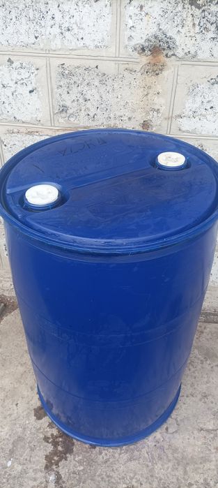 Діжка пластикова 200л