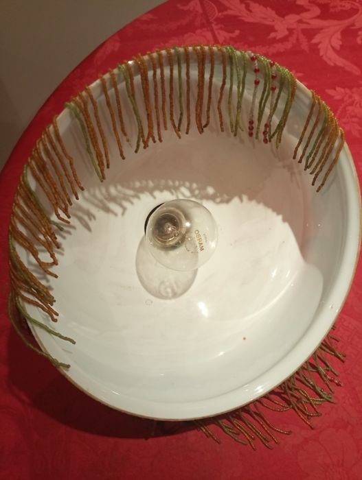 Candeeiro antigo pintado à mao