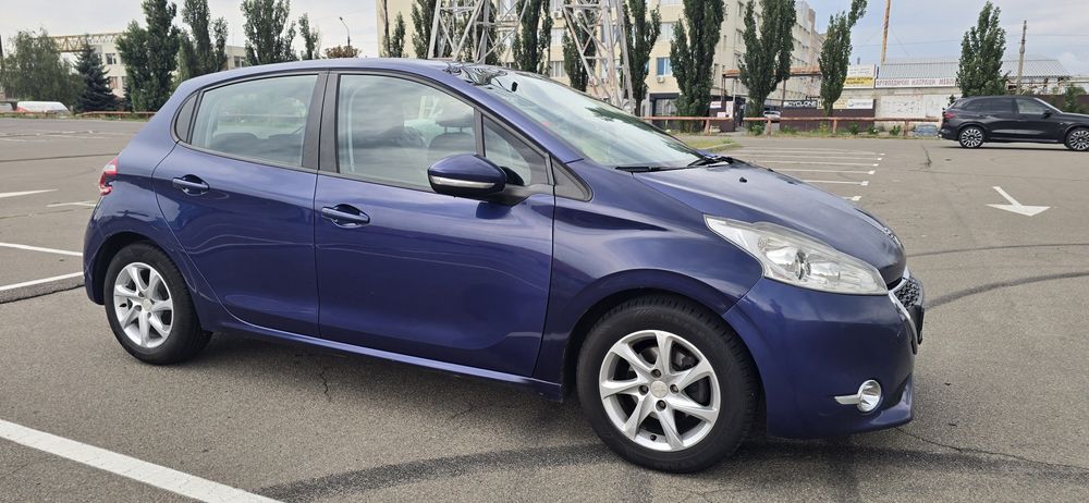 Peugeot 208 2013 VIN VF3CCHMZ0CT159210 фото оголошення 6 з 24