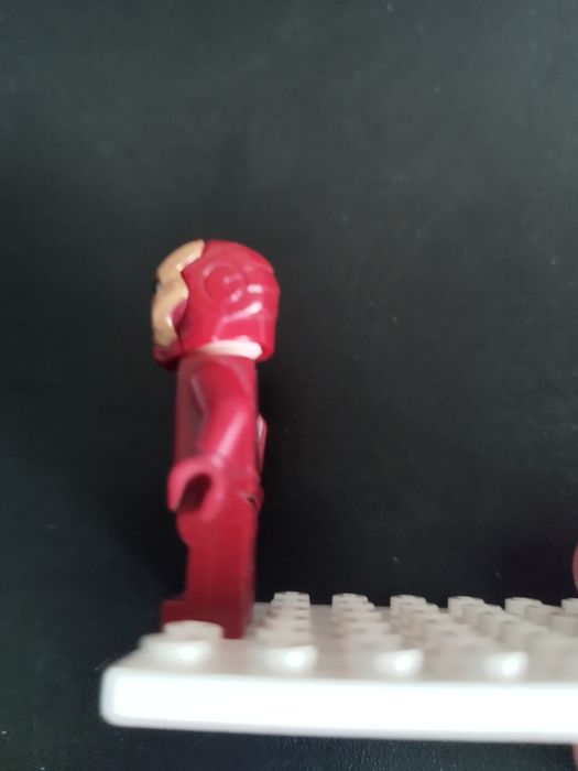 Lego Iron Man - Mark 46 Armor, Small Helmet Visor, Foot Repulsors