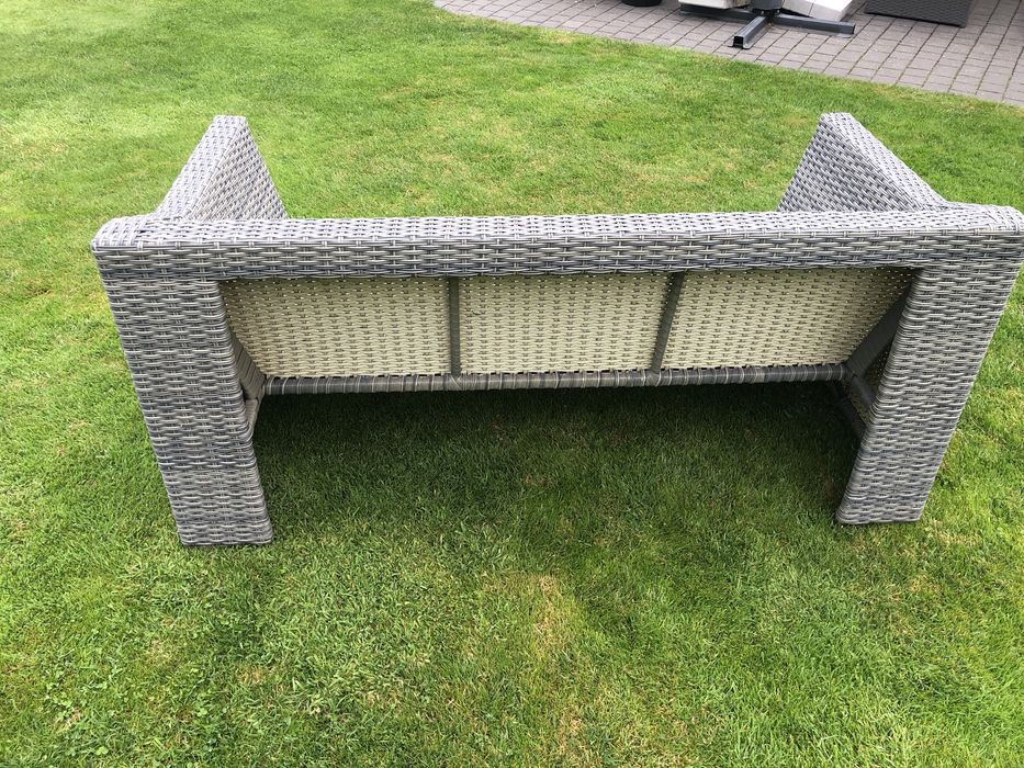Sofa ratanowa trzy osobowa