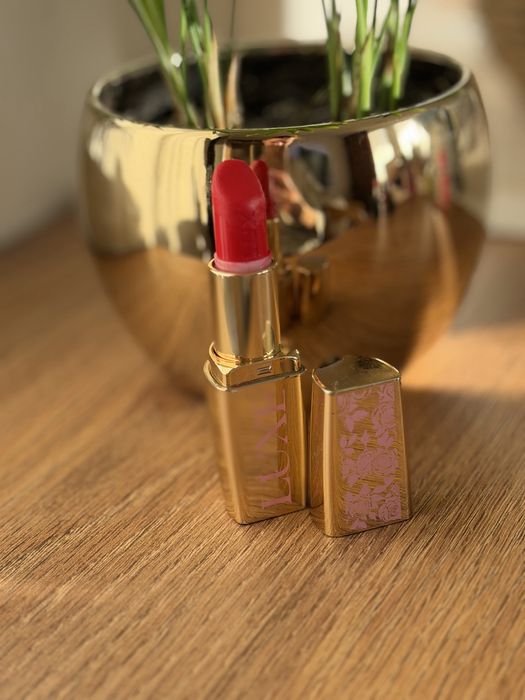 Szminka Avon Luxe