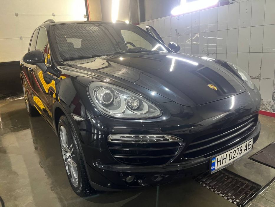 Продам Porsche Cayenne