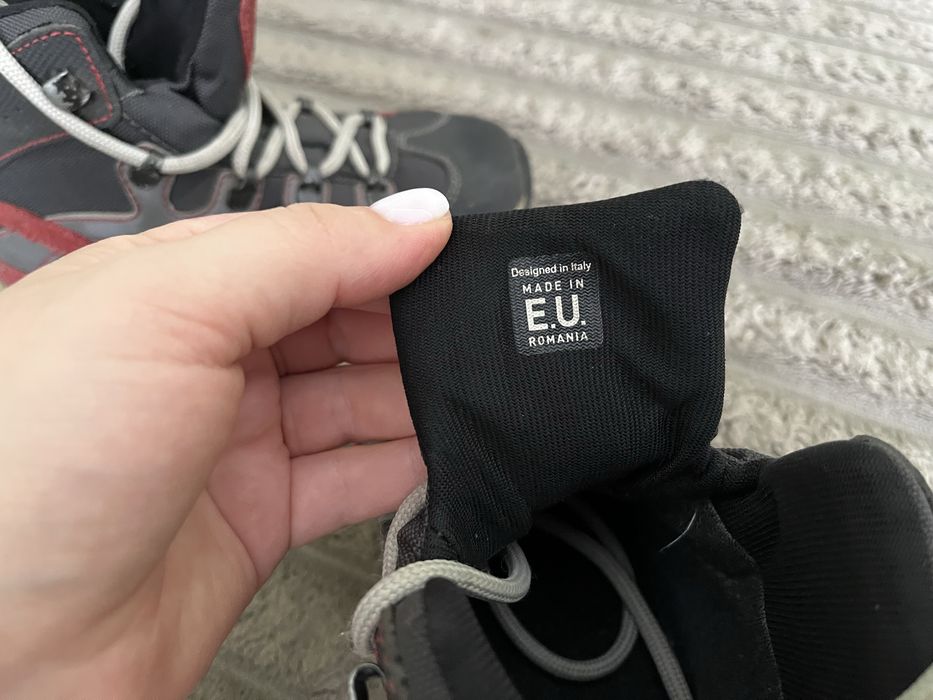 Продам кросівки для хлопчика