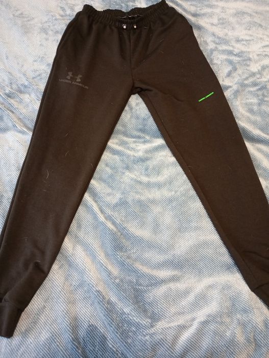 Продам мужской спортивный костюм