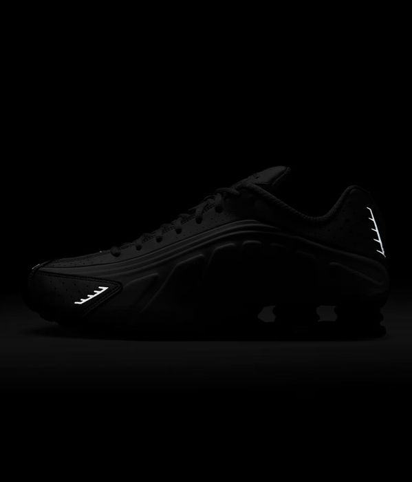 Nike shox R4