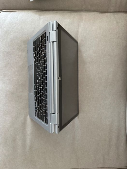 Computador portátil / tablet64283856404995123