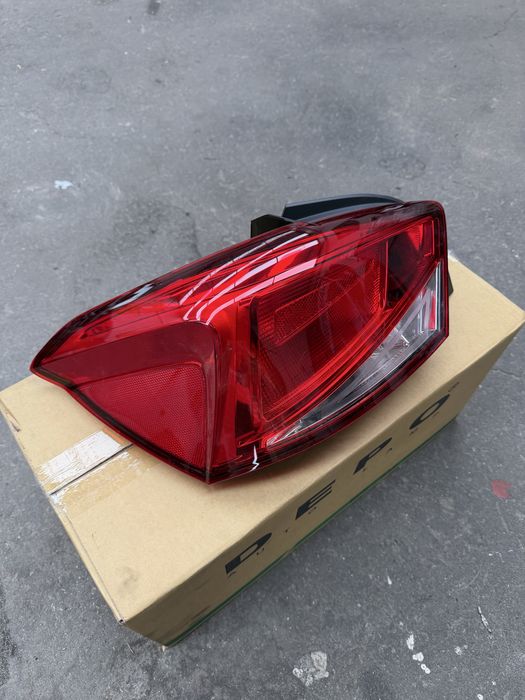 Farolim Seat Ibiza V (Novo nunca usado)
