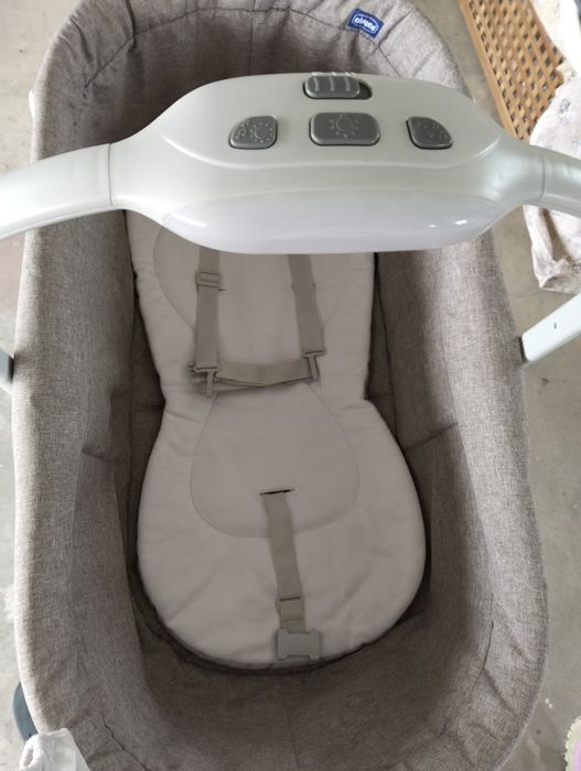 Baby Hug Chicco bege top