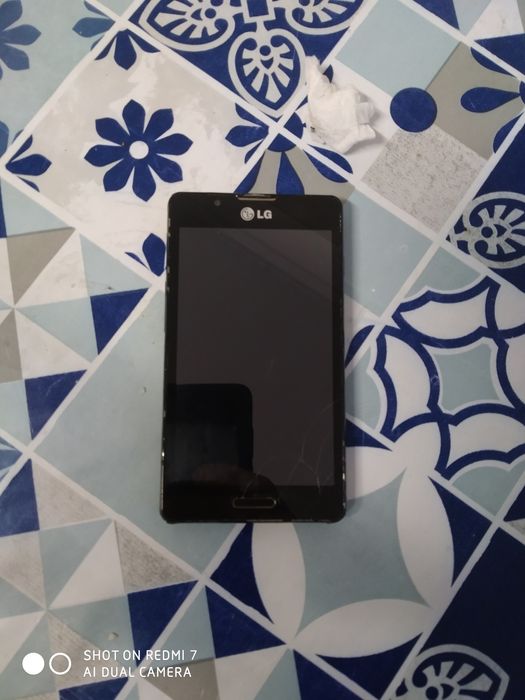 Telemóvel LG ofereceram mas tenho outro